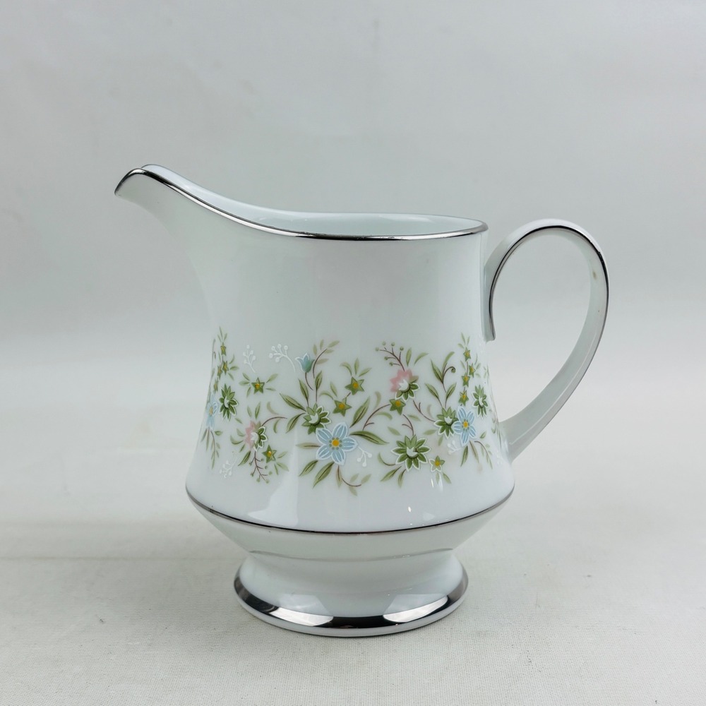 Noritake Savannah Creamer 10oz Pitcher 4" Floral Platinum Rim Japan